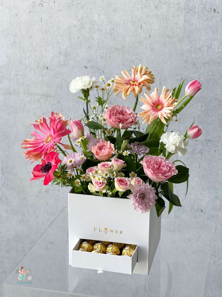 Mixed Flowers Chocolate Box